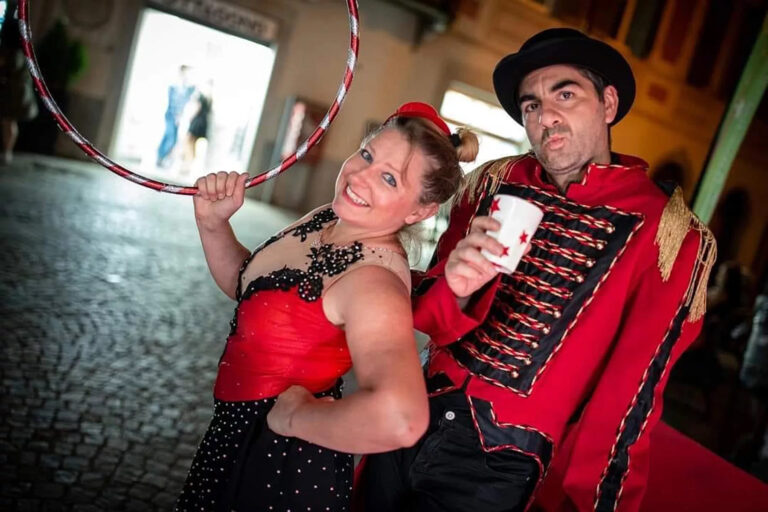 Amaranta e Tamarindo in “Love Circus”